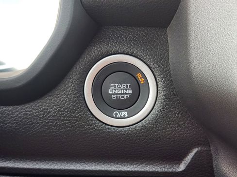 New 2026 RAM 1500 Express AWD/4WD image 19