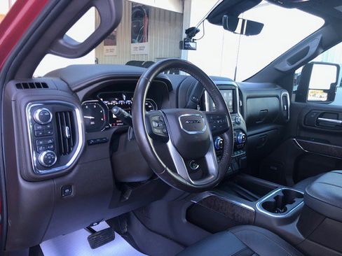Used 2023 GMC Sierra 3500 Denali w/ Denali Ultimate Package image 19