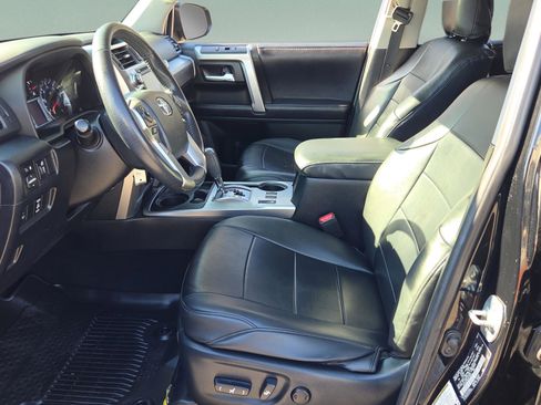 Used 2018 Toyota 4Runner SR5 image 10