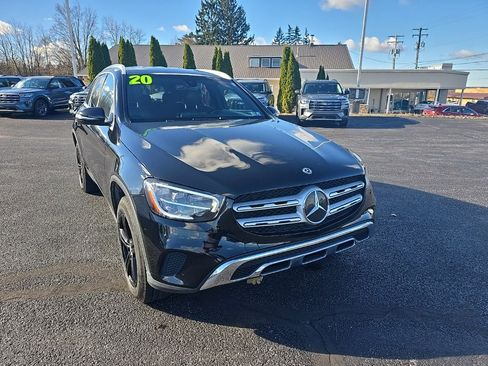 Used 2020 Mercedes-Benz GLC 300 4MATIC image 3