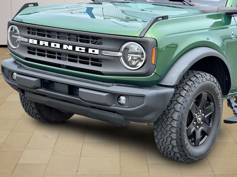 Used 2023 Ford Bronco Black Diamond AWD/4WD image 30