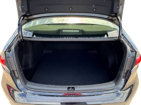 Used 2022 Toyota Corolla SE image 19