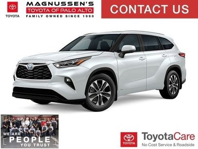 New 2025 Toyota Highlander XLE