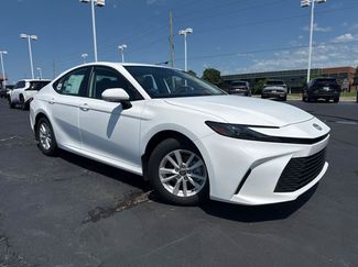 Used 2026 Toyota Camry LE w/ Convenience Package FWD video 2