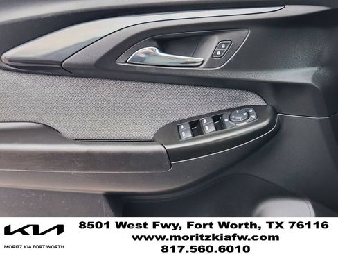 Used 2023 Chevrolet TrailBlazer LT FWD image 22