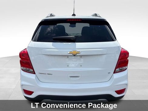 Used 2018 Chevrolet Trax LT w/ LT Convenience Package AWD/4WD image 4