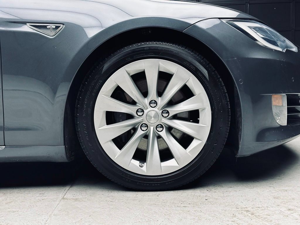 Used 2016 Tesla Model S 90D AWD/4WD image 40