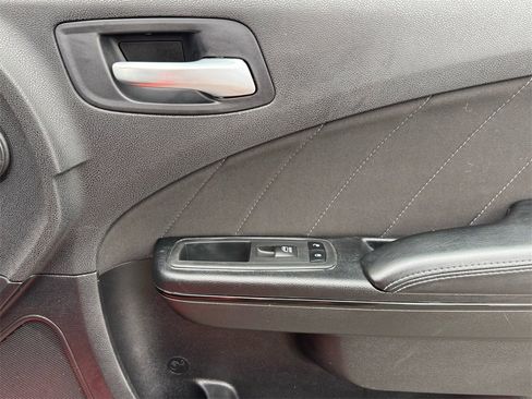 Used 2021 Dodge Charger SXT w/ Blacktop Package image 22