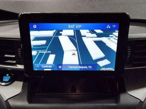 Used 2020 Ford Explorer XLT w/ Equipment Group 202A image 35