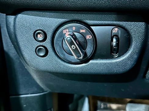 Used 2016 MINI Cooper Clubman S image 30