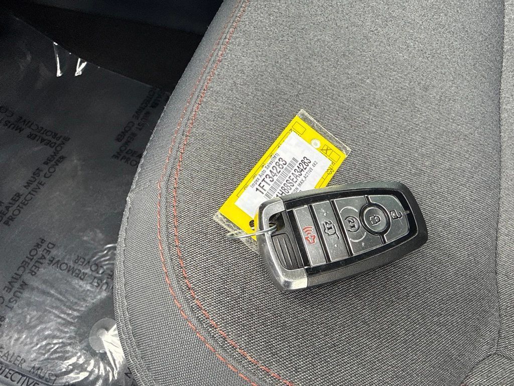Used 2025 Ford Expedition Max Active RWD image 21
