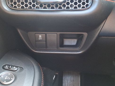 Used 2024 Honda HR-V Sport image 28