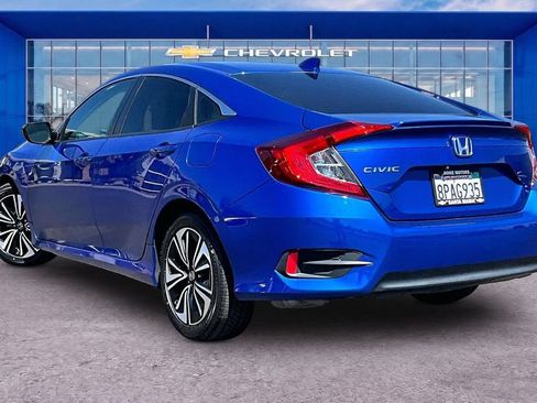 Used 2018 Honda Civic EX-T image 21