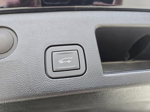 New 2026 Chevrolet Equinox LT image 8