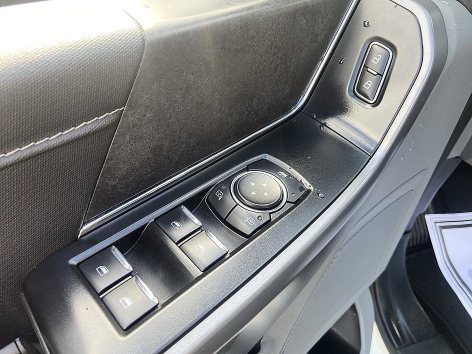 Used 2025 Ford F150 XLT w/ Equipment Group 301A Standard AWD/4WD image 12