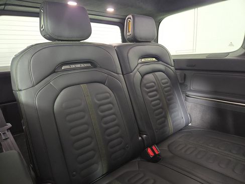 Used 2024 Rivian R1S Adventure Dual AWD/4WD image 25