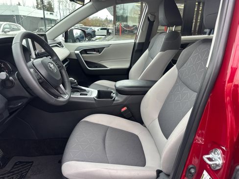 Used 2023 Toyota RAV4 XLE w/ XLE Grade Weather Package image 9