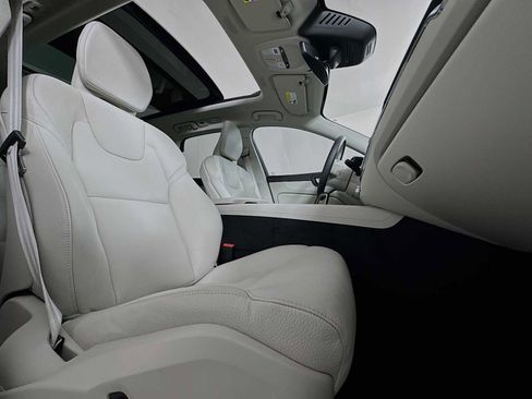 Used 2025 Volvo XC60 T8 Core w/ Protection Package Premier image 26