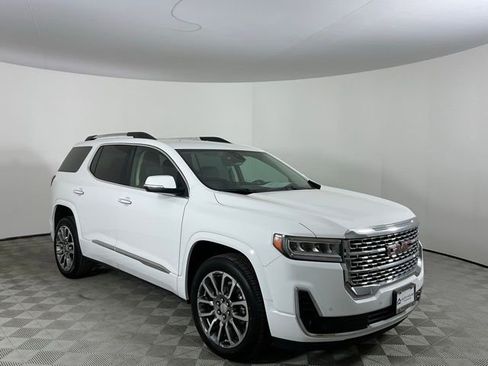 Used 2023 GMC Acadia Denali FWD image 3