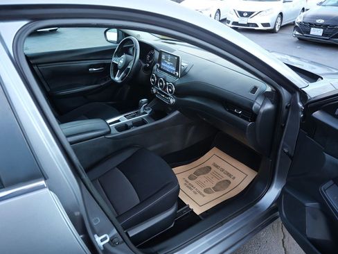 Used 2021 Nissan Sentra SV image 14