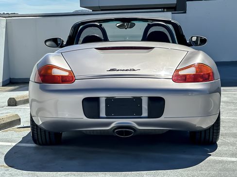 Used 2002 Porsche Boxster RWD image 7