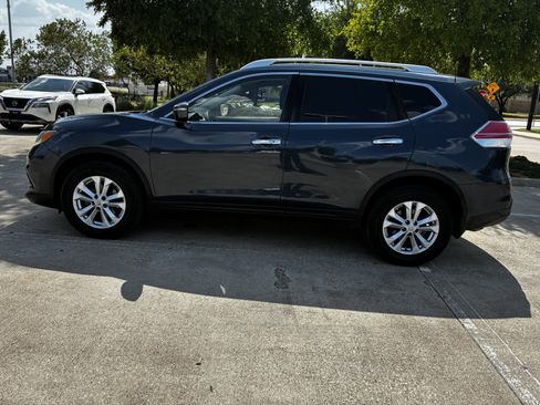 Used 2016 Nissan Rogue SV FWD image 9