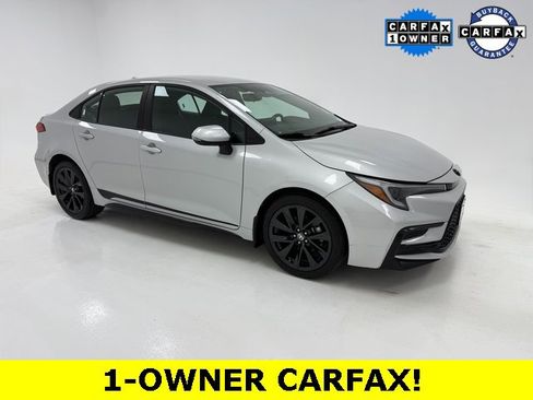 Used 2023 Toyota Corolla SE image 1