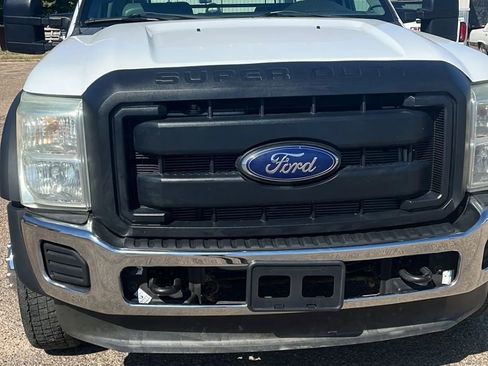 Used 2012 Ford F550 2WD Regular Cab Super Duty w/ Payload Upgrade Pkg image 6