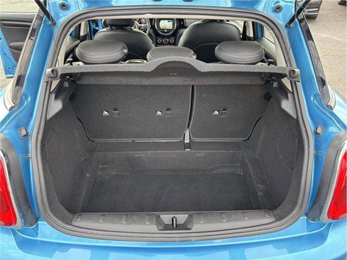 Used 2015 MINI Cooper 4-Door Hardtop image 17