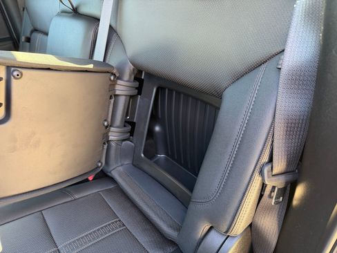 Used 2024 Chevrolet Silverado 1500 High Country w/ High Country Premium Package image 11