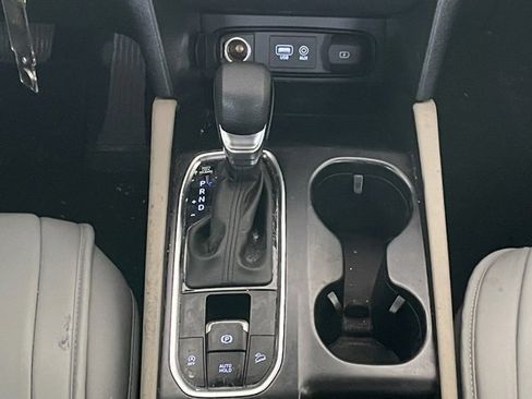 Used 2019 Hyundai Santa Fe SE image 17