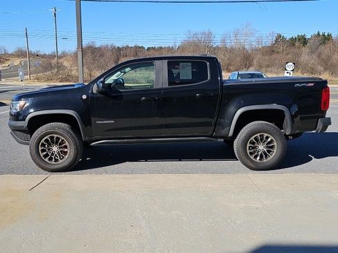 Used 2019 Chevrolet Colorado ZR2 image 3