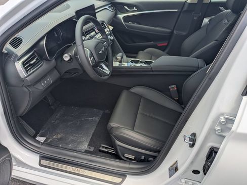 Used 2026 Genesis G70 2.5T AWD/4WD image 9