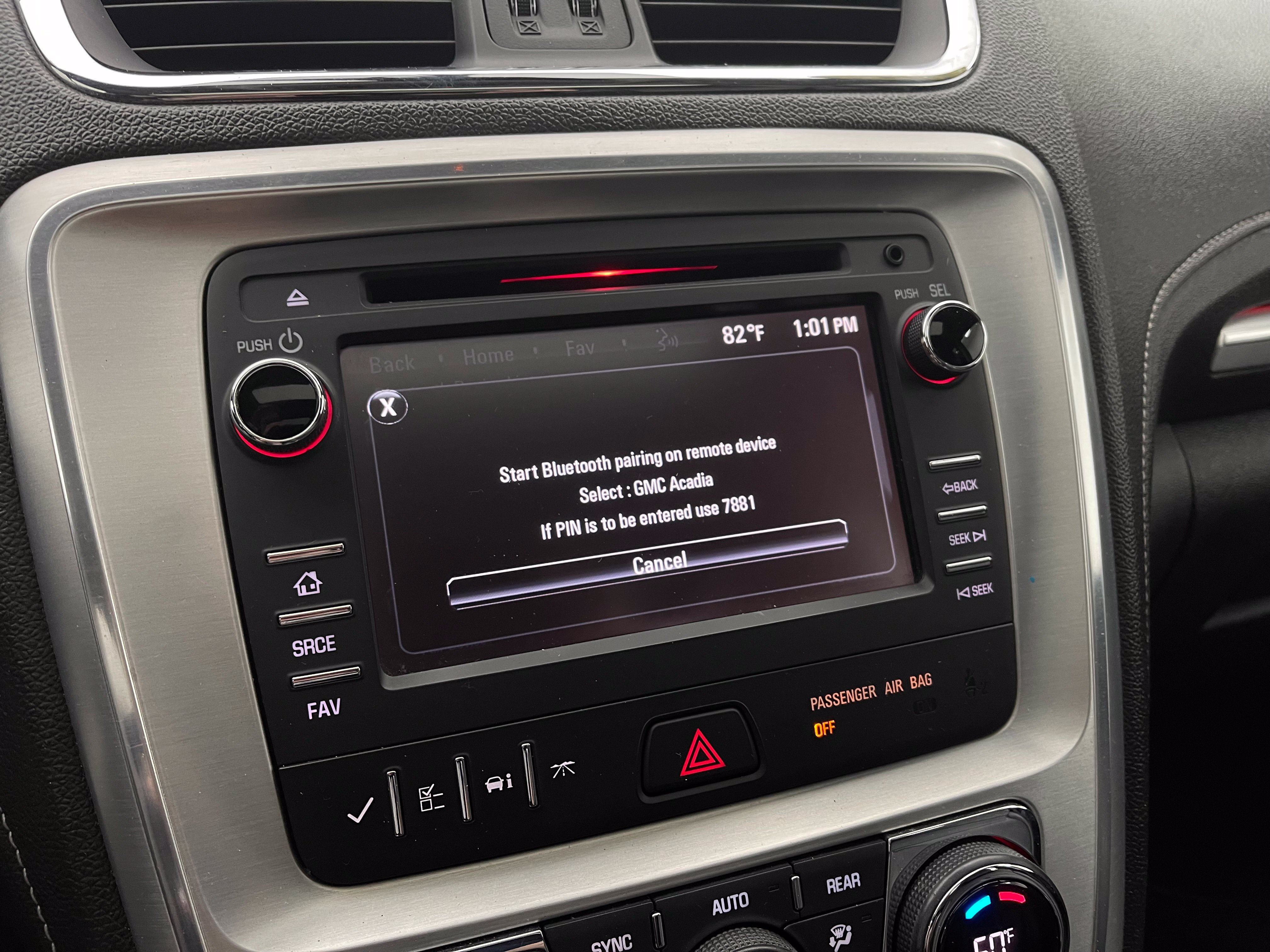 Used 2015 GMC Acadia SLT FWD image 26