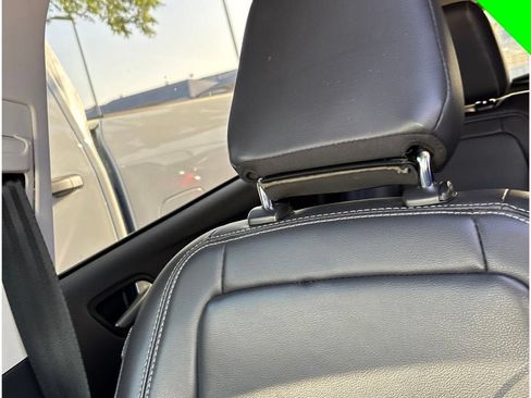 Used 2019 Ford Escape SEL AWD/4WD image 15