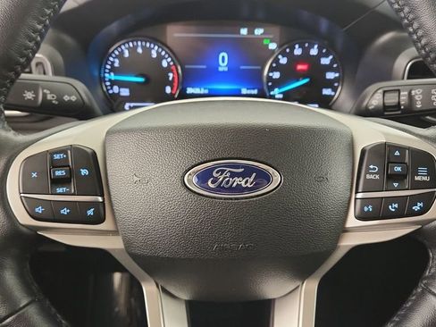 Used 2022 Ford Explorer XLT w/ Equipment Group 202A AWD/4WD image 12