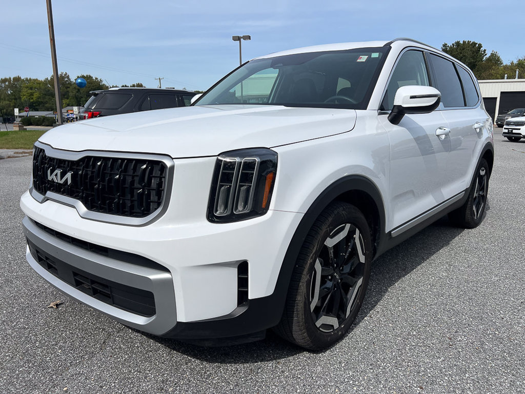 Certified 2025 Kia Telluride EX AWD/4WD image 2