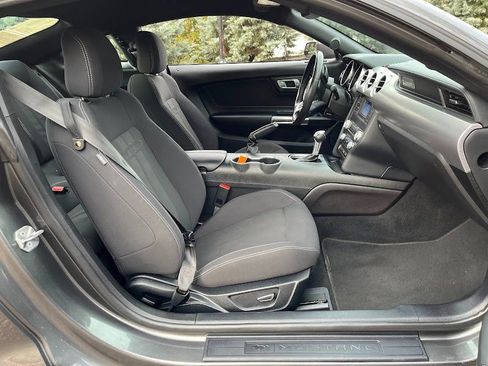 Used 2019 Ford Mustang GT image 40