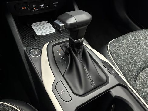 New 2025 Kia K4 GT-Line w/ GT-Line Sunroof Package FWD image 23
