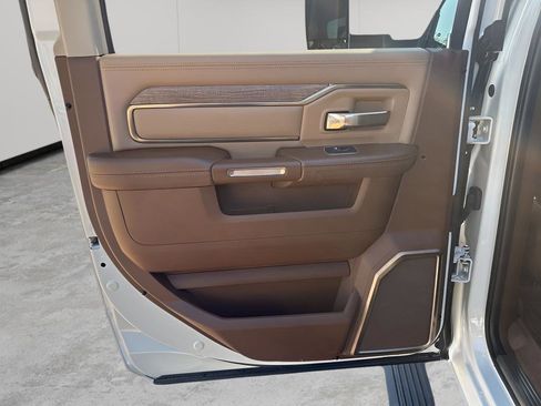 Certified 2022 RAM 2500 Limited image 17