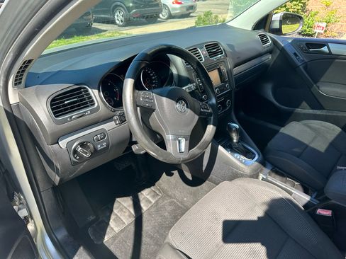 Used 2012 Volkswagen Golf TDI image 6