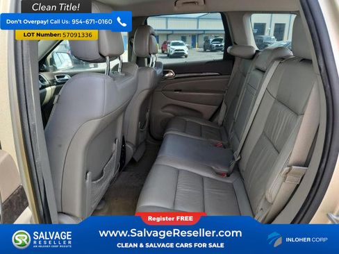 Used 2011 Jeep Grand Cherokee Laredo RWD image 15