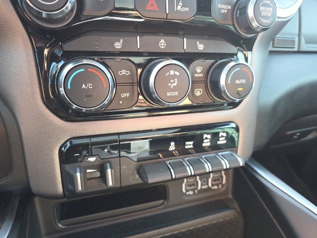 Used 2022 RAM 1500 Big Horn AWD/4WD image 22