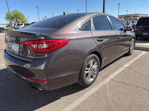 Used 2016 Hyundai Sonata SE image 5