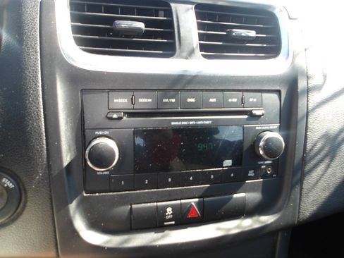 Used 2014 Dodge Avenger SE image 13