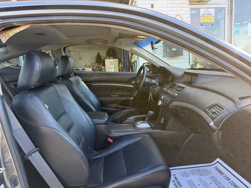 Used 2010 Honda Accord EX-L image 10