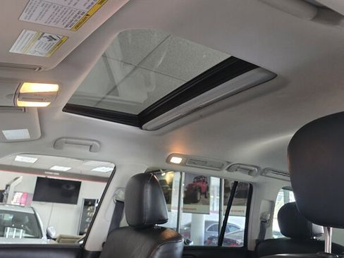 Used 2018 INFINITI QX80 4WD w/ Driver Assistance Package image 20