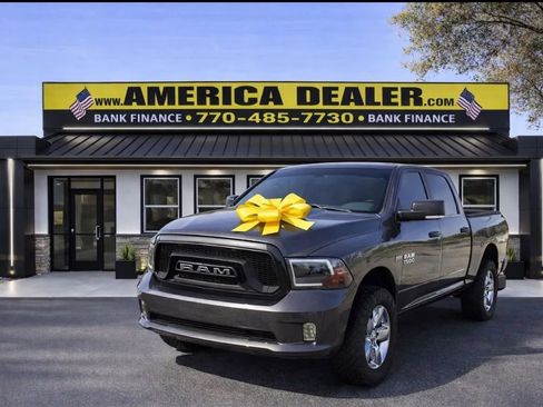 Used 2019 RAM 1500 Big Horn RWD image 1
