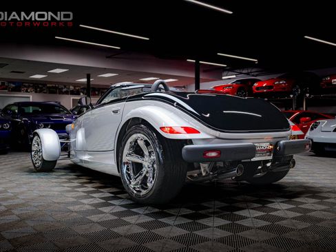 Used 2001 Plymouth Prowler Black Tie Edition image 2