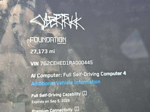 Used 2024 Tesla Cybertruck AWD Crew Cab image 10